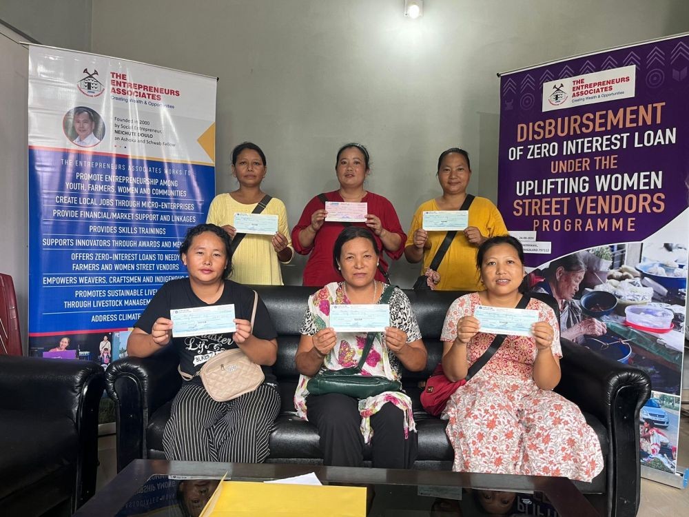 Beneficiaries of zero interest loans under tEA’s uplifting women street vendors program.